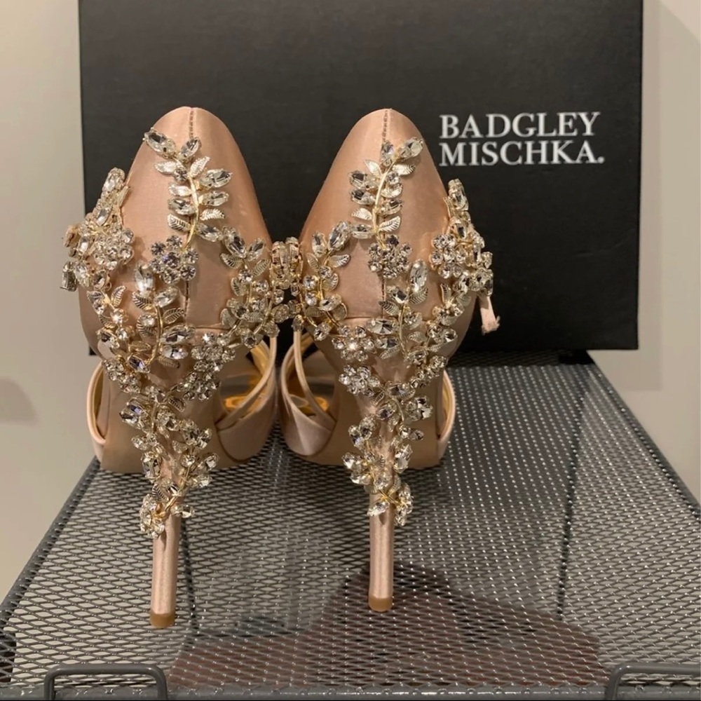 Badgley Mischka “Fame” Stilettos. Replacement Stones included.